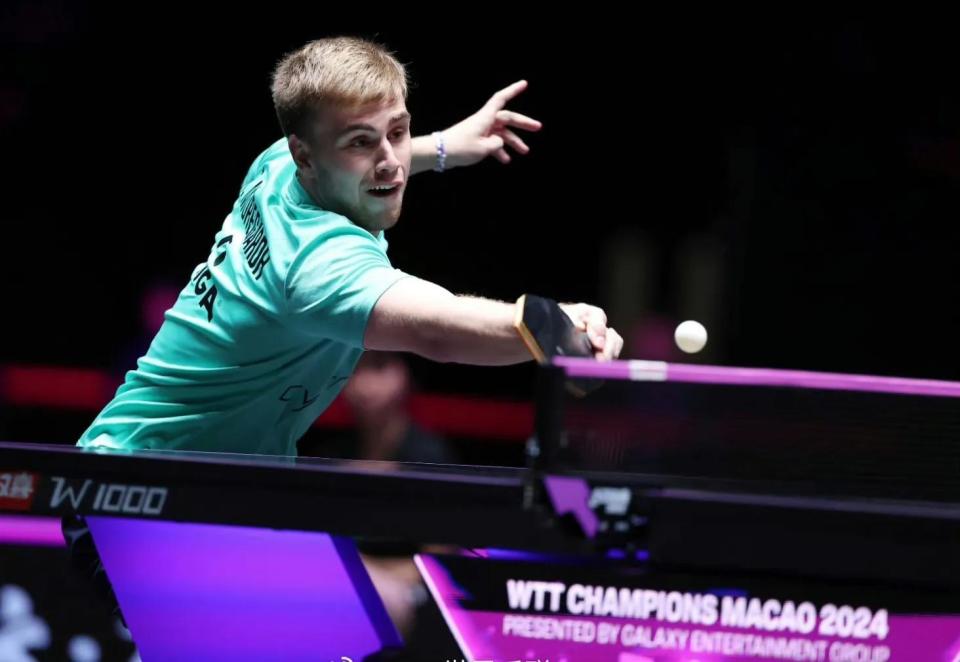 严重损害了 严重损害了