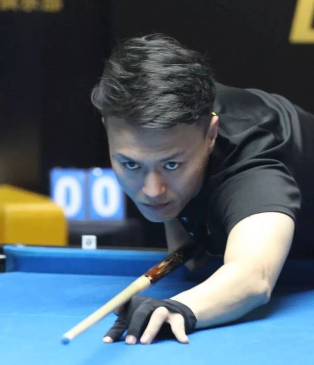 什琴斯尼連續三屆歐洲杯首戰悲劇開局 紅牌+受傷+烏龍.