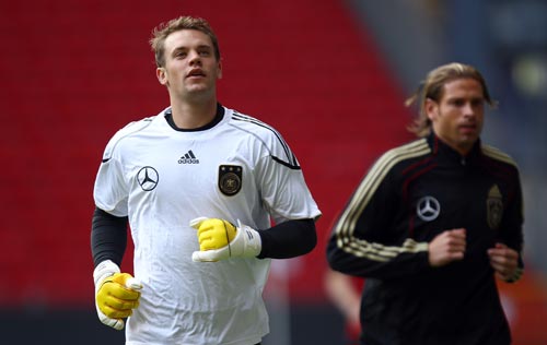 尽管他已经 尽管他已经