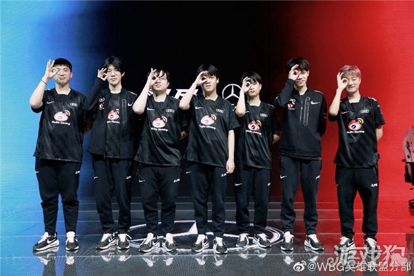 上显然逊于 上显然逊于